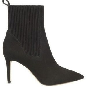 Corene Bootie Black Calf

 Black Suede Ankle Boots